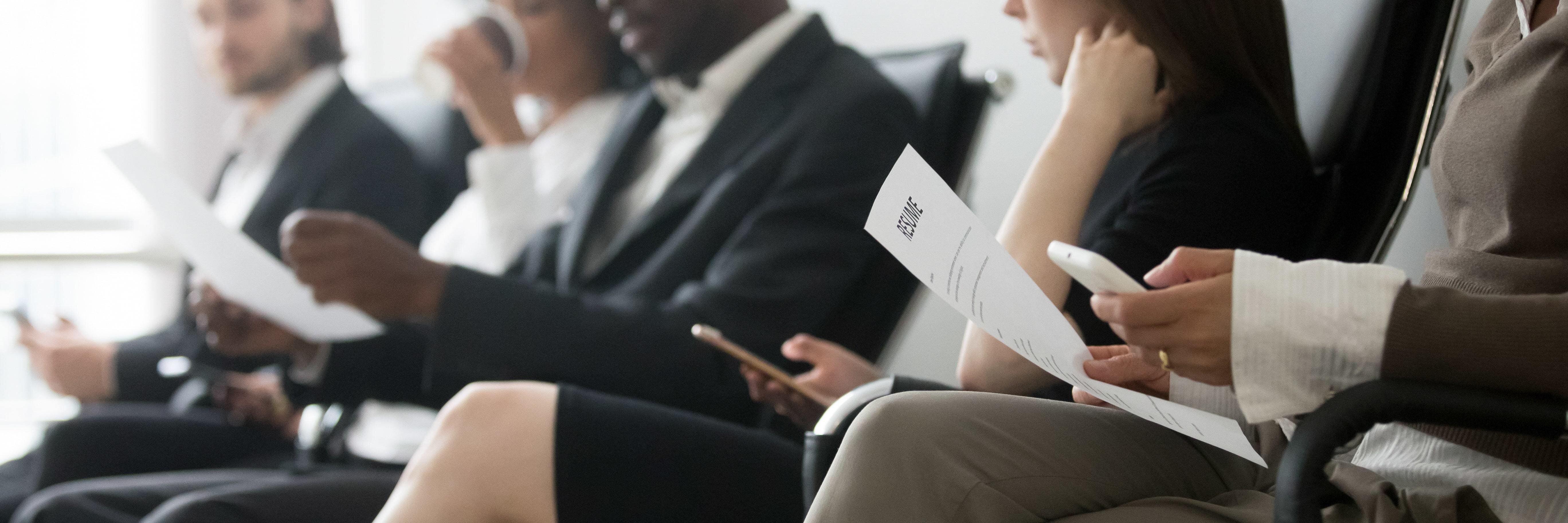 新卒で外資系企業に就職するには?必要な英語力や就活スケジュールも紹介