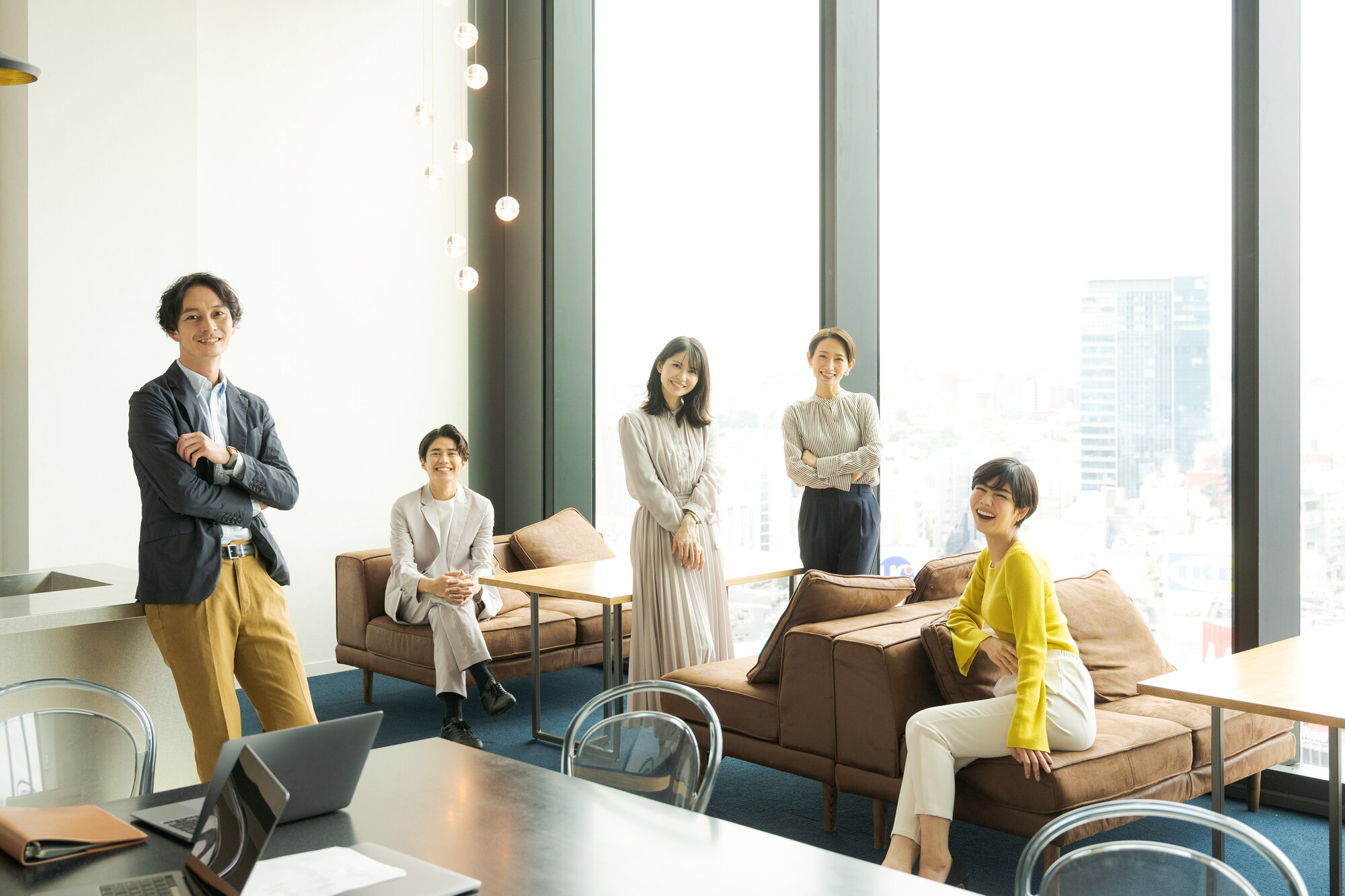 フリーランスとは？会社員との違いをわかりやすく解説！仕事一覧や独立への道筋も紹介