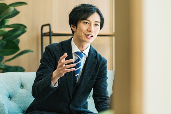 【2025年最新版】商社年収ランキング|総合・専門で給料が高い企業は?